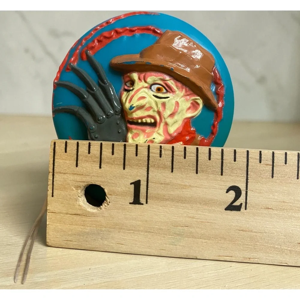 Freddy Krueger A Nightmare on Elm Street Vintage 1989 Teal Blue 3D Yo-Yo